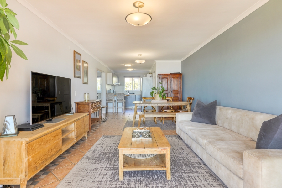 2 Bedroom Property for Sale in Vredehoek Western Cape